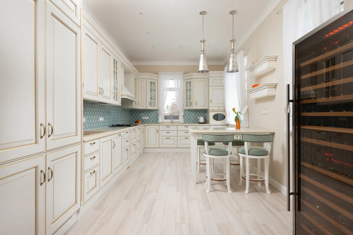 The Quality of Materials: Lowe’s vs. Local Cabinet Stores